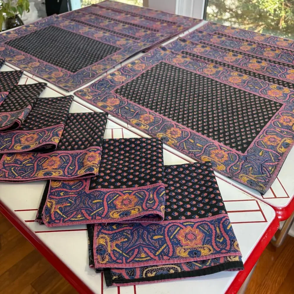 Vintage 8 Placemats 8 Napkins Purple Paisley Cotton Table Linens
